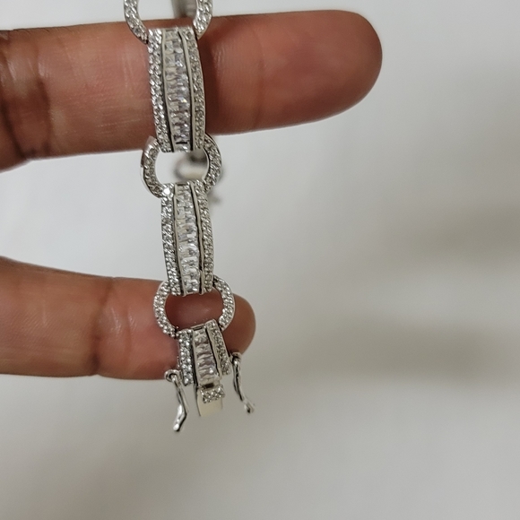 Bracelet - Picture 2 of 2